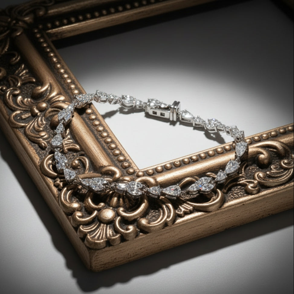 Freeform Glow Luxury Bracelet