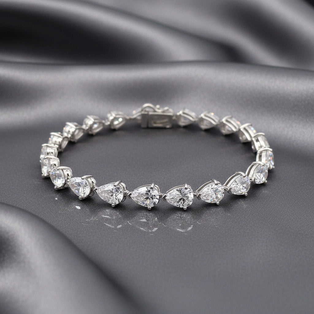 Elegant Bracelet with Mixed-Cut Clear Gemstones