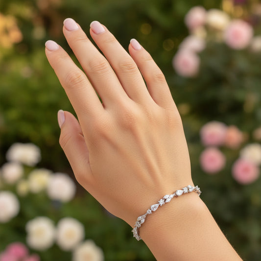 Freeform Glow Luxury Bracelet